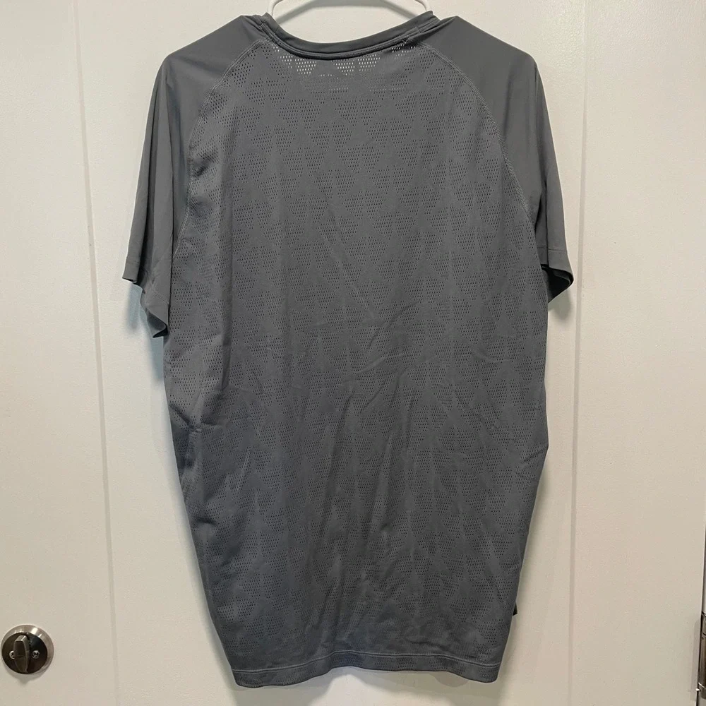 Jordan Training Dri-FIT Fitted Shirt Mens XL Gray‎ Short Sleeve Mesh Back 6/30